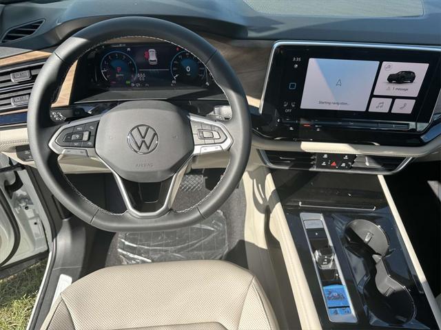 new 2024 Volkswagen Atlas car, priced at $39,693