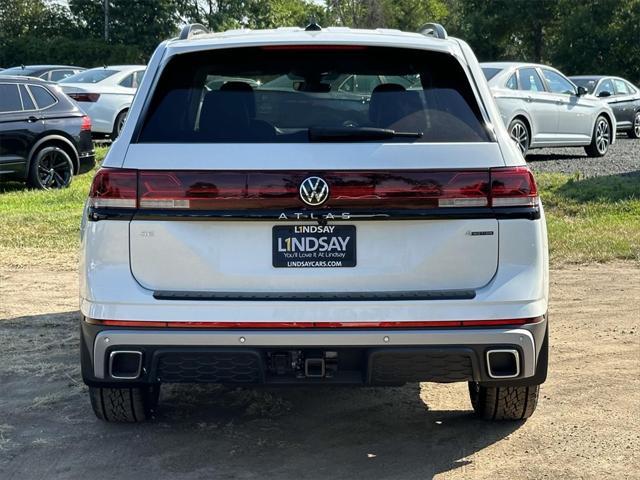 new 2024 Volkswagen Atlas car, priced at $44,098