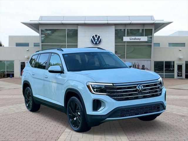 new 2024 Volkswagen Atlas car, priced at $39,938