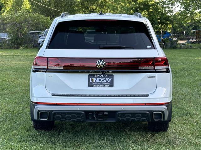 new 2024 Volkswagen Atlas car, priced at $43,500