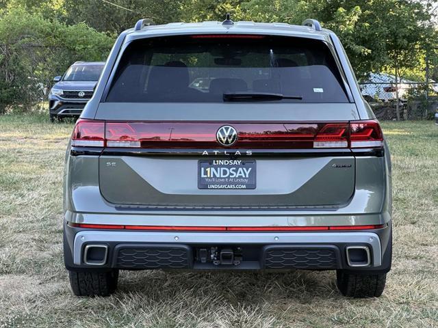 new 2024 Volkswagen Atlas car, priced at $43,500