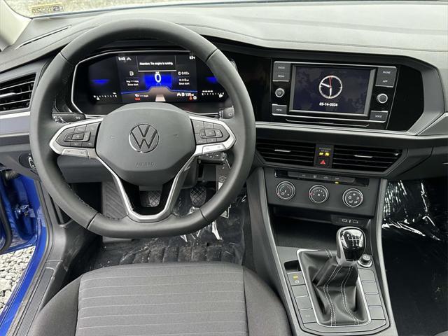 new 2024 Volkswagen Jetta car, priced at $21,334