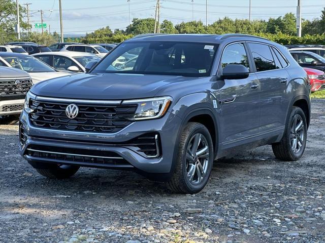 new 2024 Volkswagen Atlas Cross Sport car, priced at $51,666