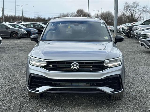 new 2024 Volkswagen Tiguan car, priced at $33,074