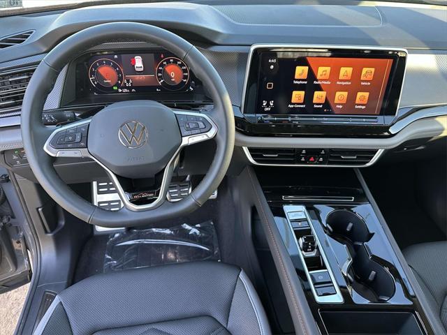 new 2025 Volkswagen Atlas car, priced at $45,956