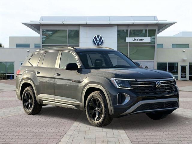 new 2025 Volkswagen Atlas car, priced at $45,956