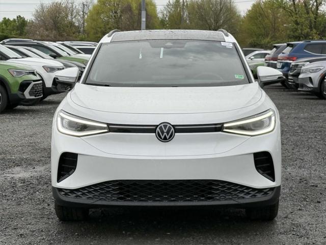 new 2025 Volkswagen ID.4 car, priced at $46,007