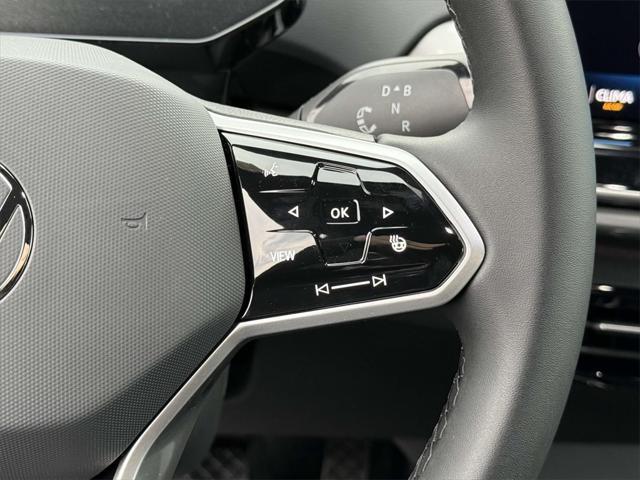 new 2025 Volkswagen ID.4 car, priced at $46,007