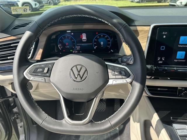 new 2024 Volkswagen Atlas car, priced at $39,693