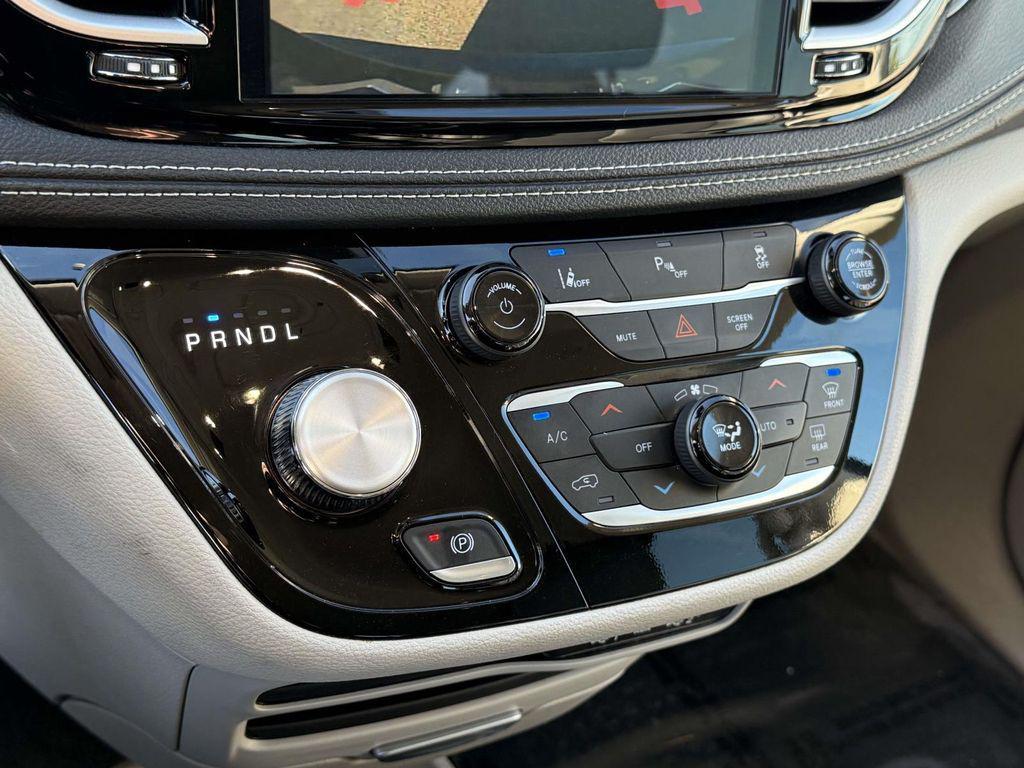 used 2023 Chrysler Pacifica Hybrid car, priced at $30,192