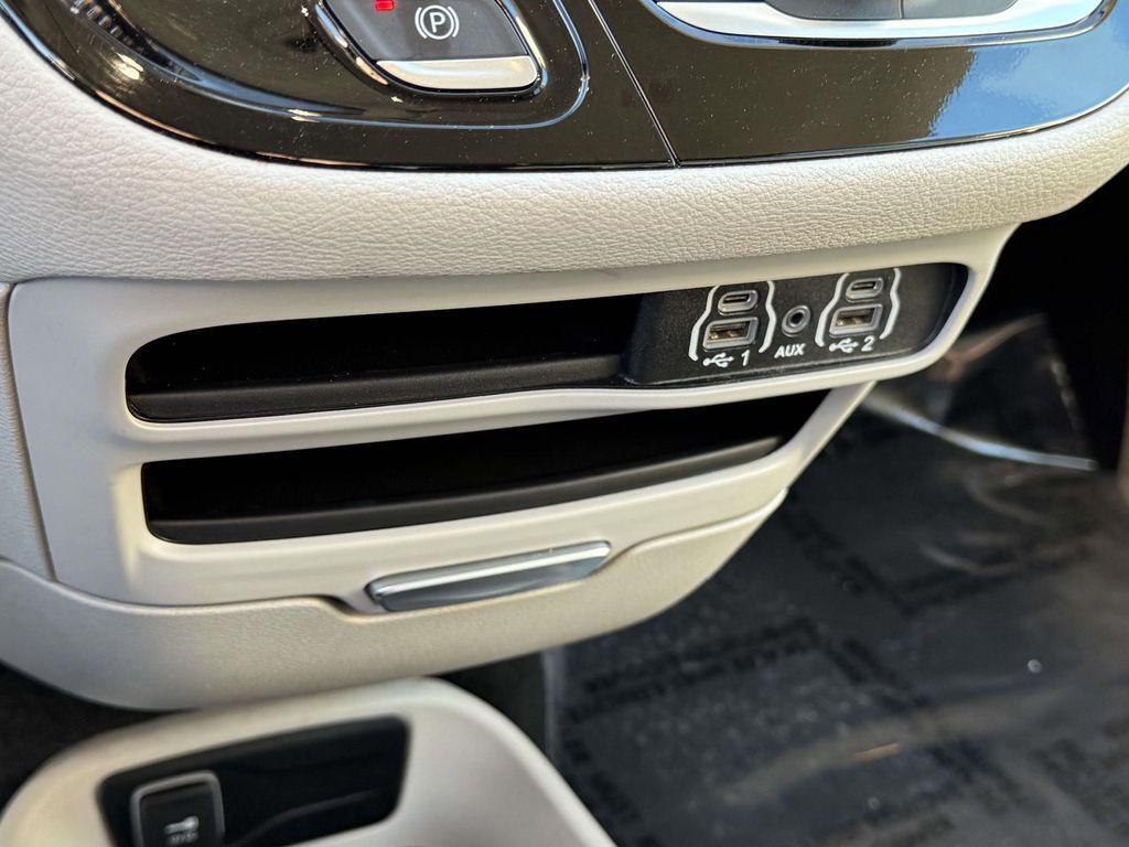 used 2023 Chrysler Pacifica Hybrid car, priced at $30,192