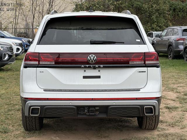 new 2025 Volkswagen Atlas car, priced at $45,519