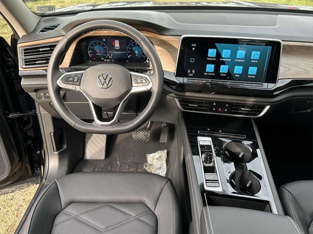 new 2025 Volkswagen Atlas car, priced at $44,763