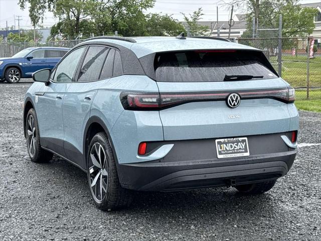 new 2025 Volkswagen ID.4 car, priced at $49,347