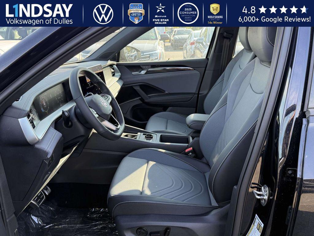 new 2025 Volkswagen Tiguan car, priced at $33,668