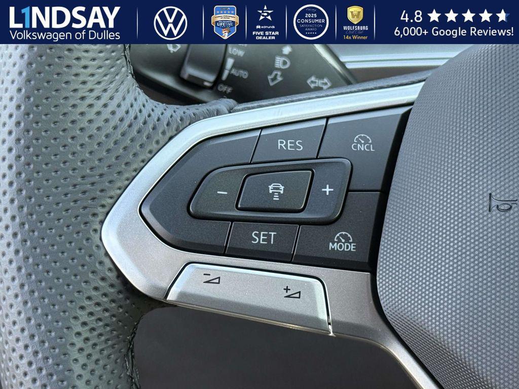 new 2025 Volkswagen Tiguan car, priced at $33,668