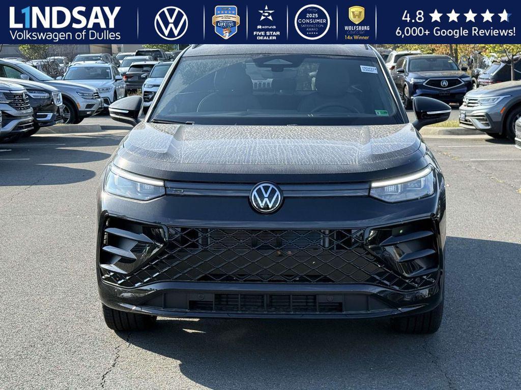 new 2025 Volkswagen Tiguan car, priced at $33,668