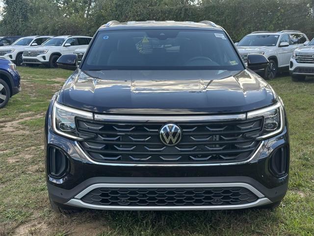 new 2024 Volkswagen Atlas Cross Sport car, priced at $44,711