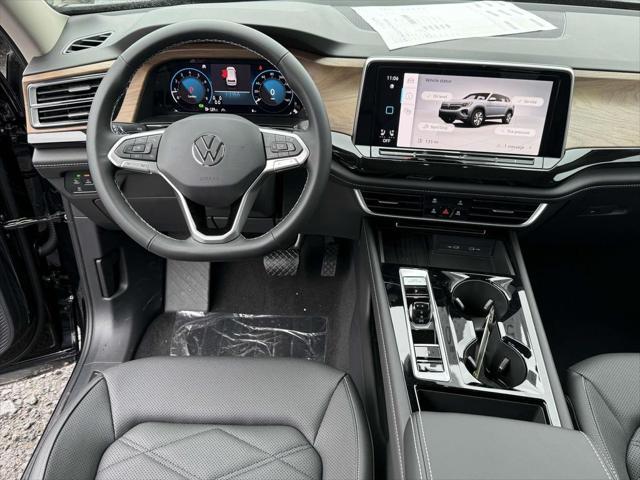 new 2025 Volkswagen Atlas car, priced at $44,263