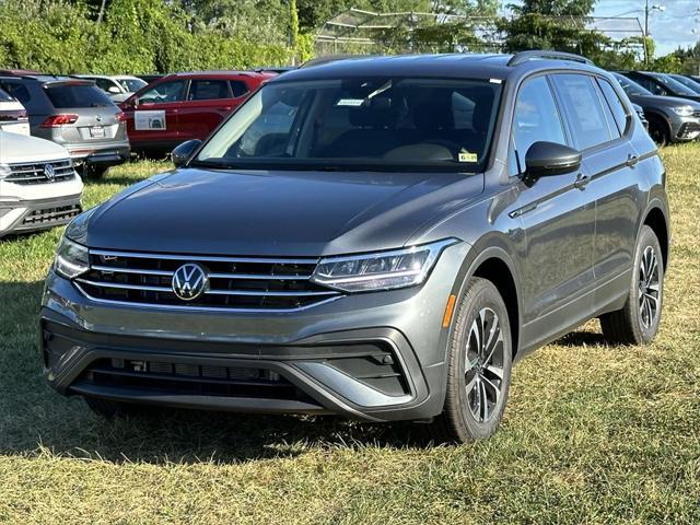 new 2024 Volkswagen Tiguan car, priced at $27,939