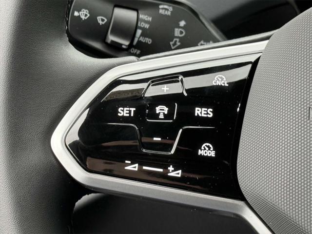 new 2025 Volkswagen ID.4 car, priced at $52,443