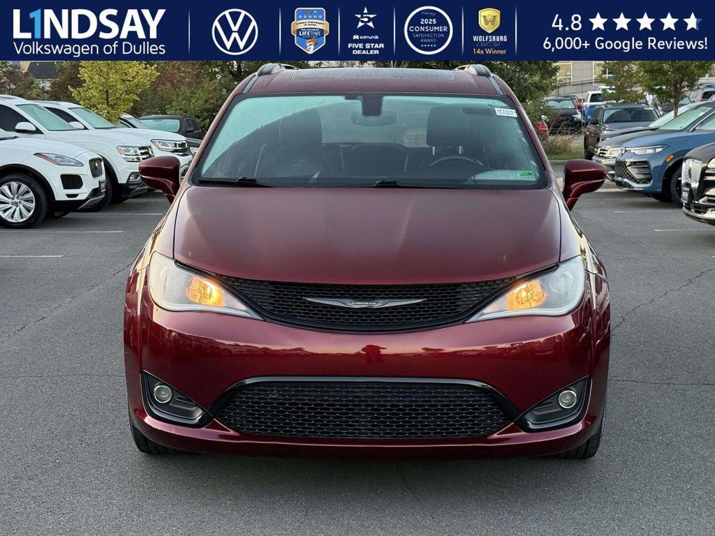 used 2018 Chrysler Pacifica car, priced at $15,555