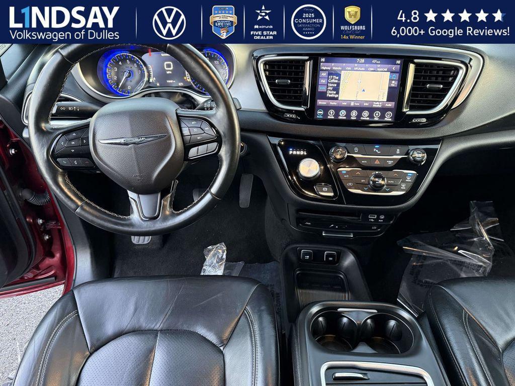 used 2018 Chrysler Pacifica car, priced at $15,555