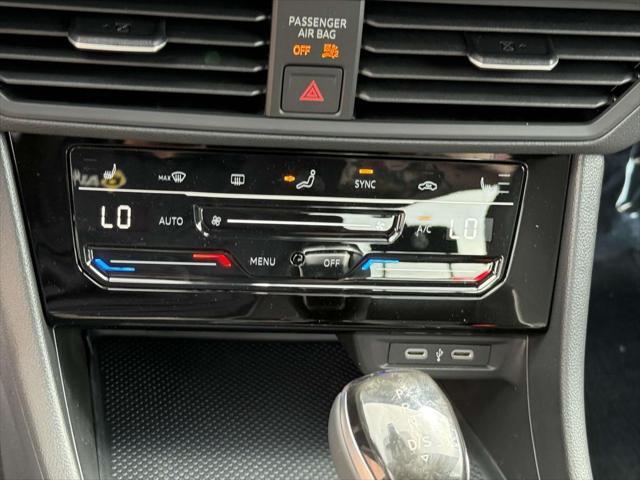 new 2025 Volkswagen Jetta car, priced at $24,621