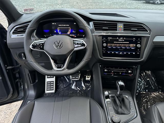new 2024 Volkswagen Tiguan car, priced at $34,158