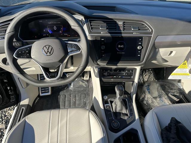 new 2024 Volkswagen Tiguan car, priced at $33,074