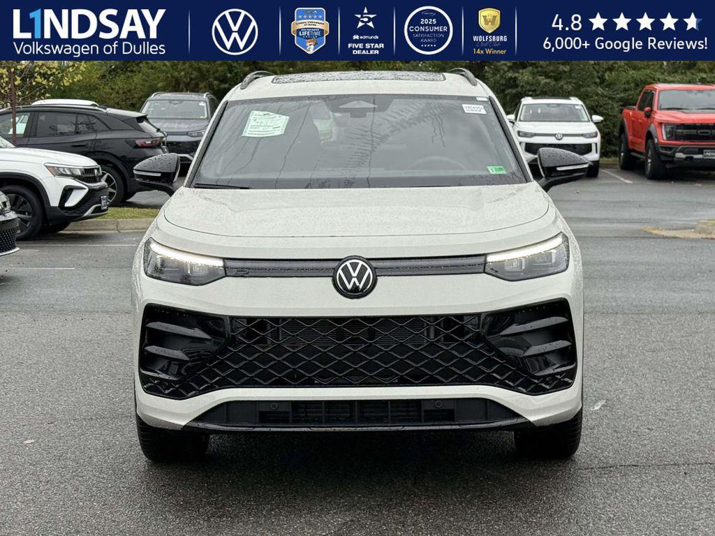 new 2025 Volkswagen Tiguan car, priced at $36,807