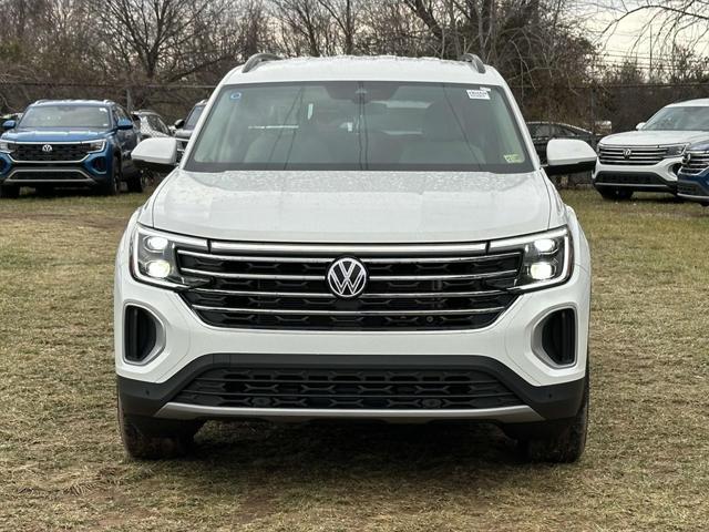 new 2024 Volkswagen Atlas car, priced at $38,720