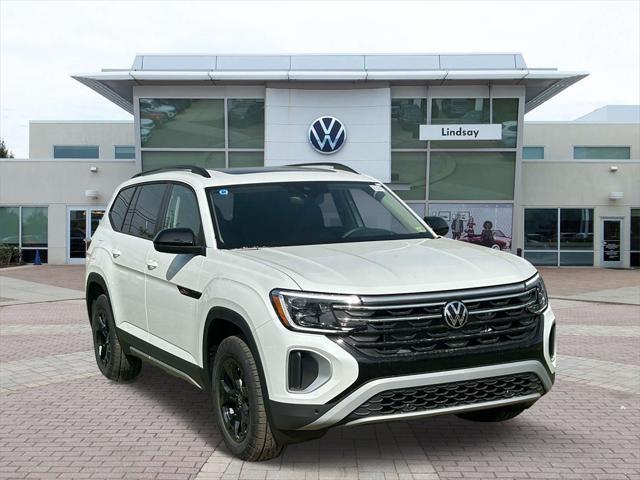 new 2024 Volkswagen Atlas car, priced at $48,008