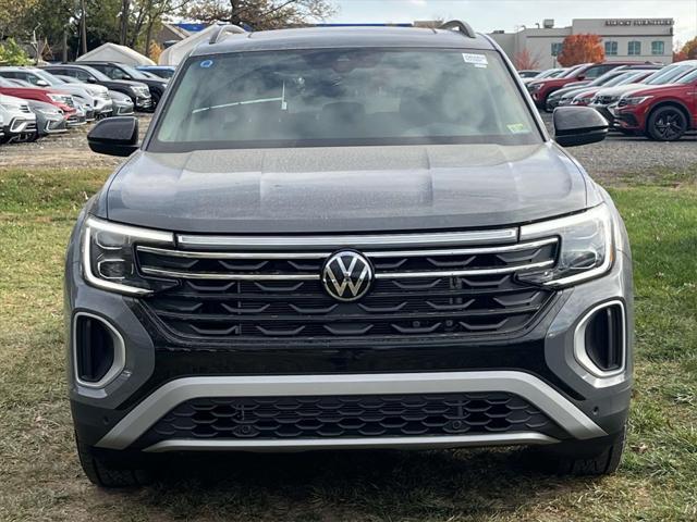 new 2025 Volkswagen Atlas car, priced at $45,548