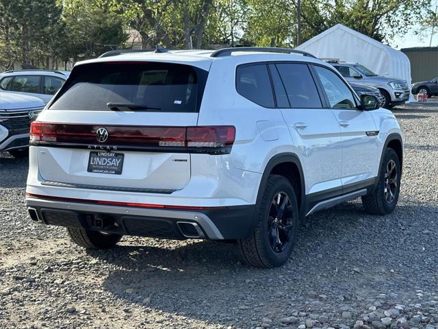 new 2024 Volkswagen Atlas car, priced at $48,008