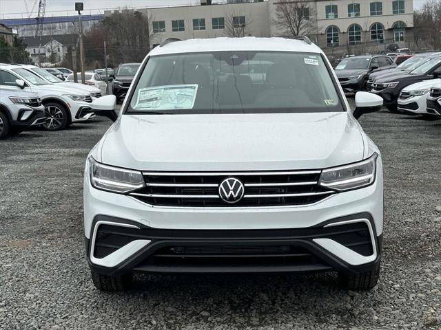 new 2024 Volkswagen Tiguan car, priced at $29,622