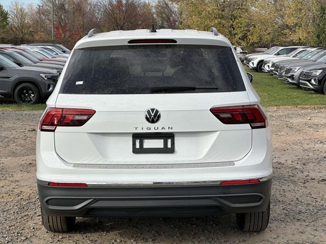 new 2024 Volkswagen Tiguan car, priced at $26,489