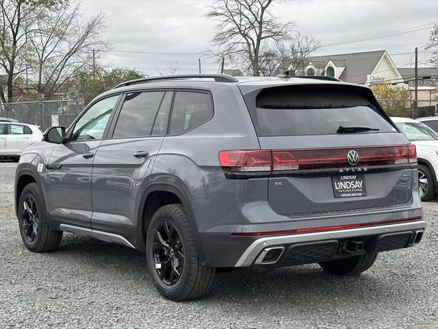 new 2025 Volkswagen Atlas car, priced at $45,358