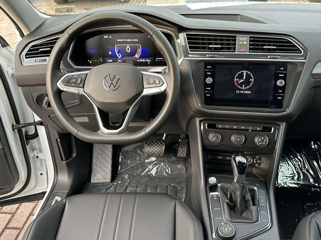 new 2024 Volkswagen Tiguan car, priced at $31,656