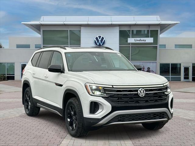 new 2025 Volkswagen Atlas car, priced at $45,382
