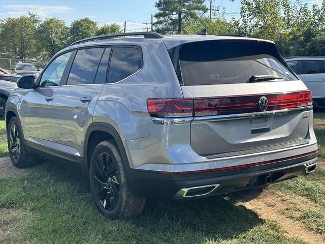 new 2024 Volkswagen Atlas car, priced at $42,220