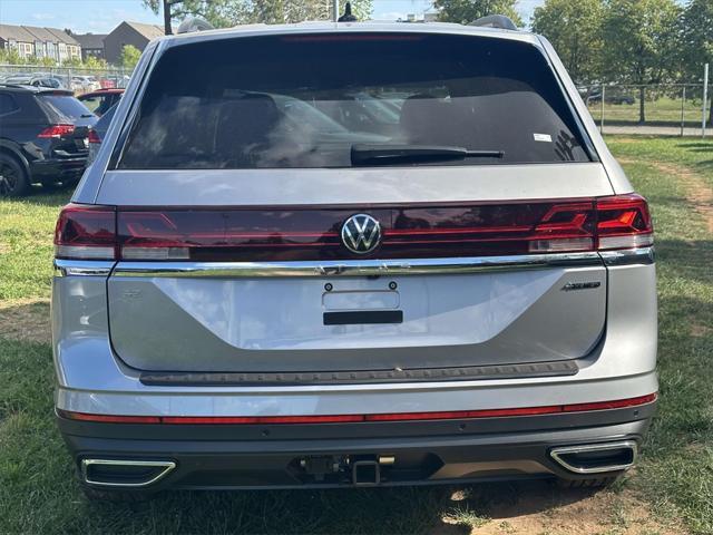 new 2024 Volkswagen Atlas car, priced at $42,220