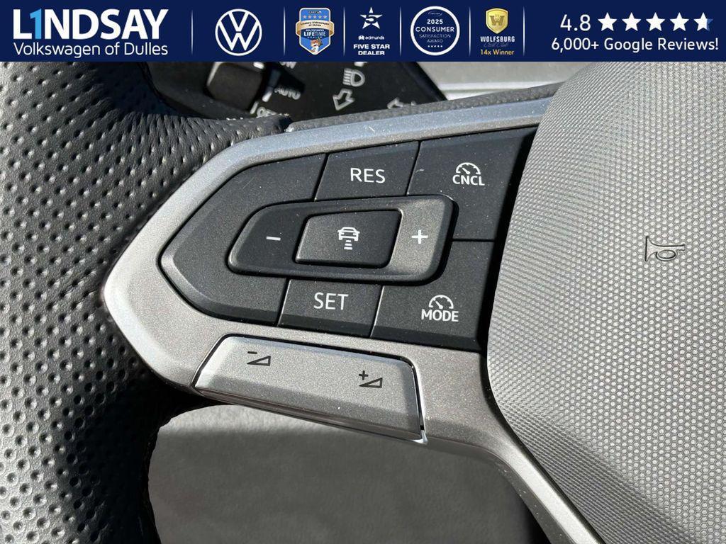 new 2025 Volkswagen Tiguan car, priced at $36,895