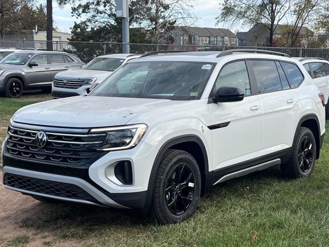 new 2025 Volkswagen Atlas car, priced at $45,709