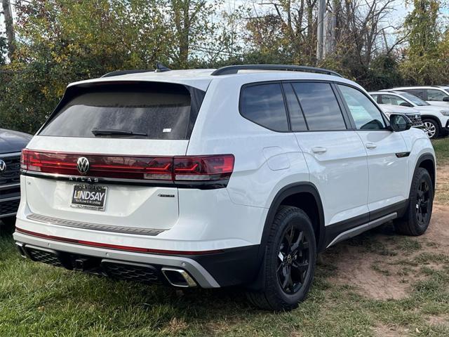 new 2025 Volkswagen Atlas car, priced at $45,709