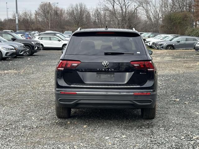 new 2024 Volkswagen Tiguan car, priced at $31,656