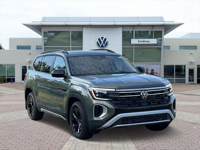 new 2024 Volkswagen Atlas car, priced at $47,221