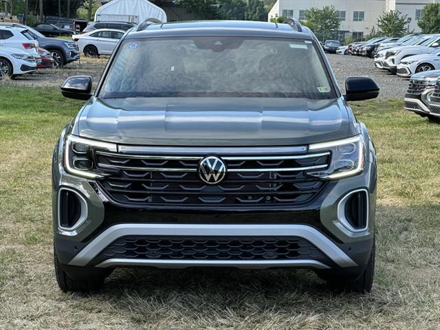 new 2024 Volkswagen Atlas car, priced at $47,221