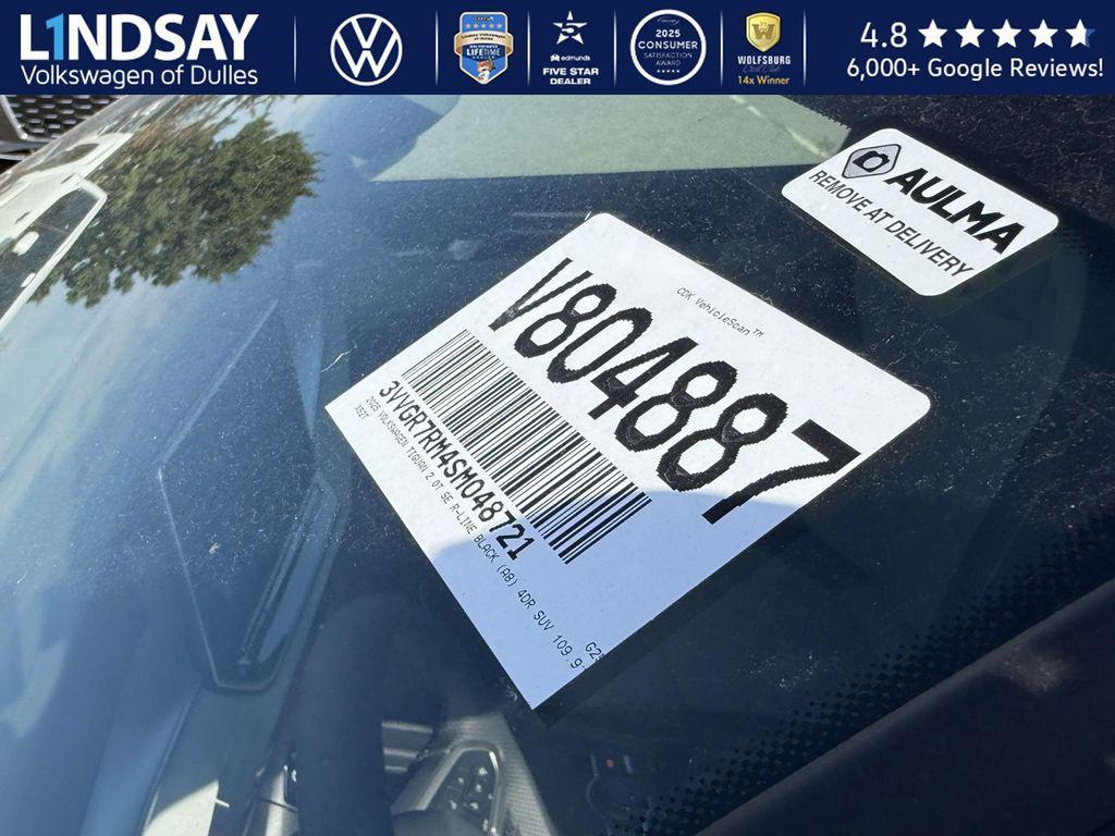 new 2025 Volkswagen Tiguan car, priced at $37,621
