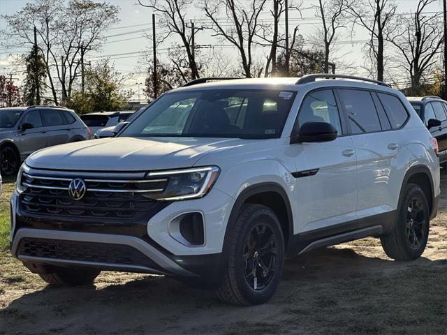 new 2025 Volkswagen Atlas car, priced at $44,921